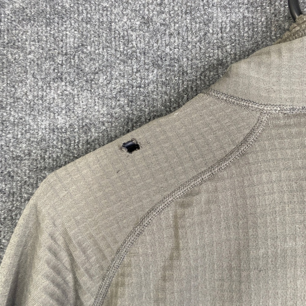 Patagonia R1 Regulator Fleece Pullover Mens Medium Gray 1/4 Zip 40102FA Made USA - Picture 12 of 12
